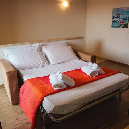 Molo 24 Luxury - With Free Parking Just 5 Minutes Walk From Historic Center Appartamento *