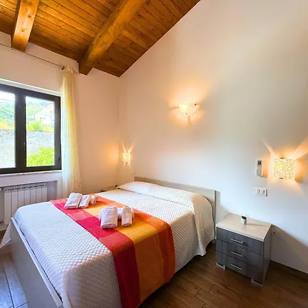 Molo 24 Luxury - With Free Parking Just 5 Minutes Walk From Historic Center Lägenhet Tropea