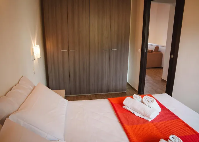 Molo 24 Luxury - With Free Parking Just 5 Minutes Walk From Historic Center Tropea