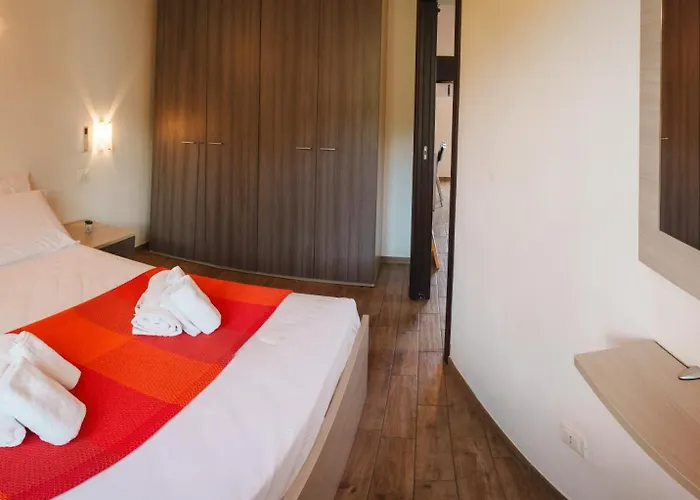 Molo 24 Luxury - With Free Parking Just 5 Minutes Walk From Historic Center Tropea