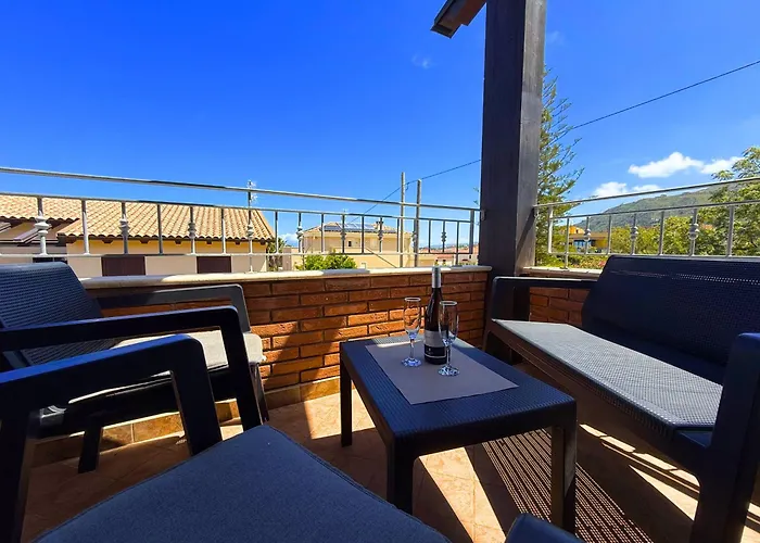 Molo 24 Luxury - With Free Parking Just 5 Minutes Walk From Historic Center * Tropea