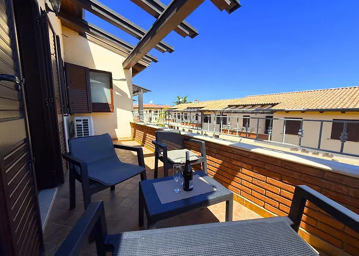 Molo 24 Luxury - With Free Parking Just 5 Minutes Walk From Historic Center דירה