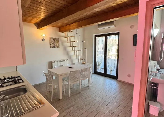 Molo 24 Luxury - With Free Parking Just 5 Minutes Walk From Historic Center