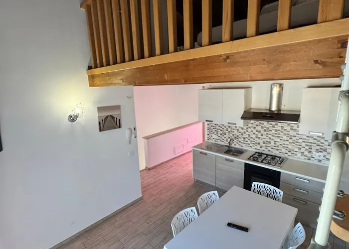 Molo 24 Luxury - With Free Parking Just 5 Minutes Walk From Historic Center *