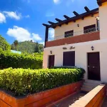 Molo 24 Luxury - With Free Parking Just 5 Minutes Walk From Historic Center Tropea