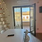 Molo 24 Luxury - With Free Parking Just 5 Minutes Walk From Historic Center *