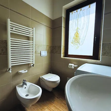 Molo 24 Luxury - With Free Parking Just 5 Minutes Walk From Historic Center Apartment