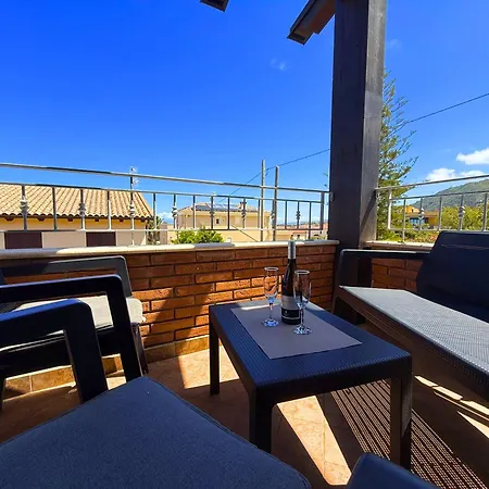 Molo 24 Luxury - With Free Parking Just 5 Minutes Walk From Historic Center * Tropea
