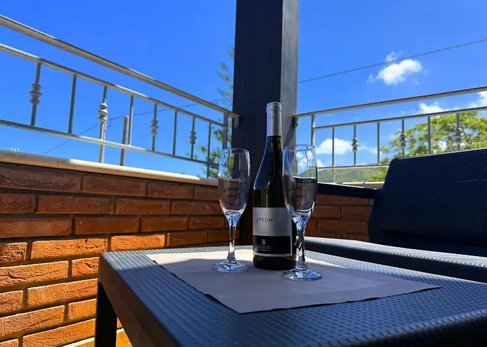 דירה Molo 24 Luxury - With Free Parking Just 5 Minutes Walk From Historic Center טרופאה