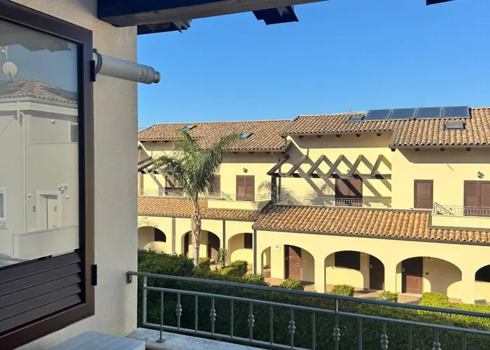 Molo 24 Luxury - With Free Parking Just 5 Minutes Walk From Historic Center